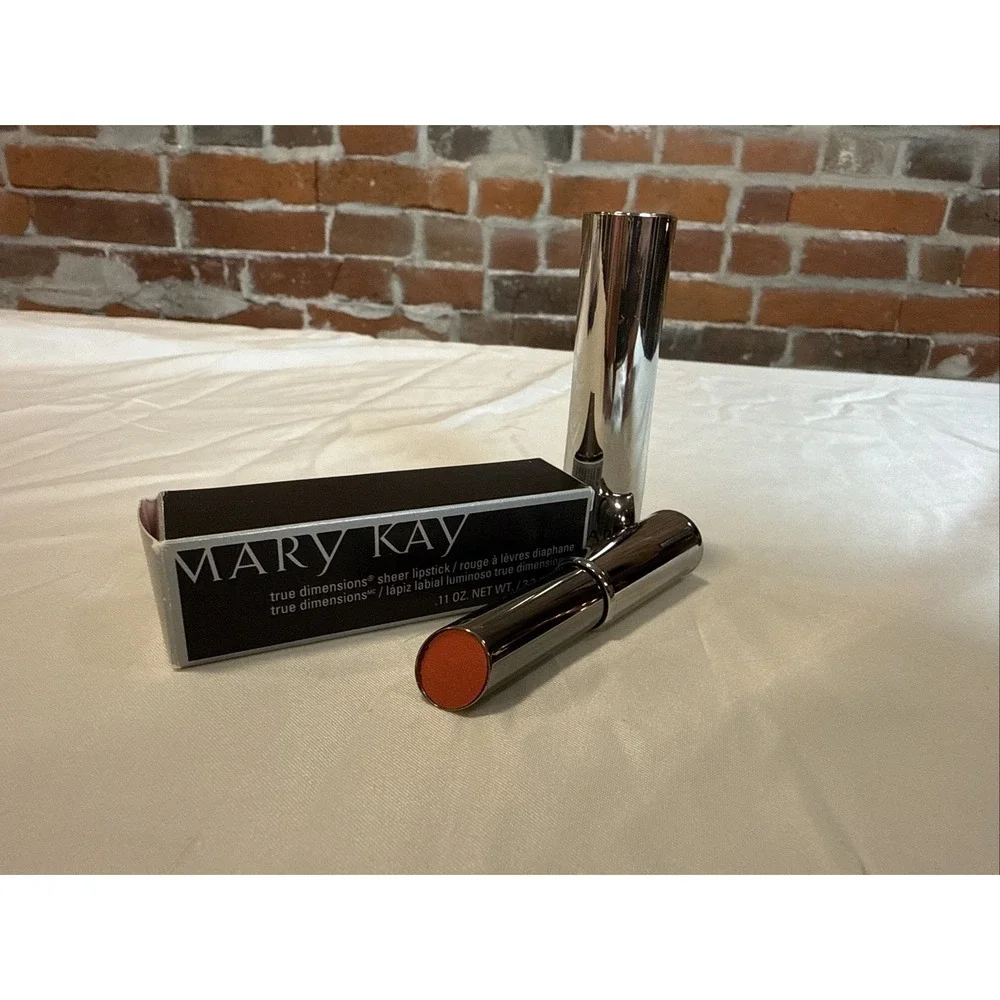 New In Box Mary Kay‎ True Dimensions Sheer Lipstick Arctic Apricot Full Size